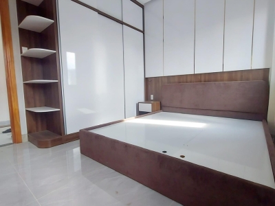 Nhà ở 5 phòng ngủ