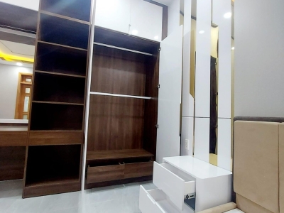 Nhà ở 5 phòng ngủ